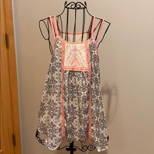 Xhilaration Tank Top